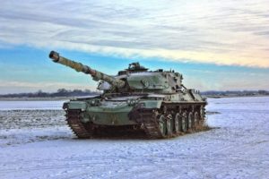 Model tank