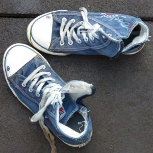 hoge sneakers