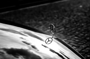 Mercedes embleem